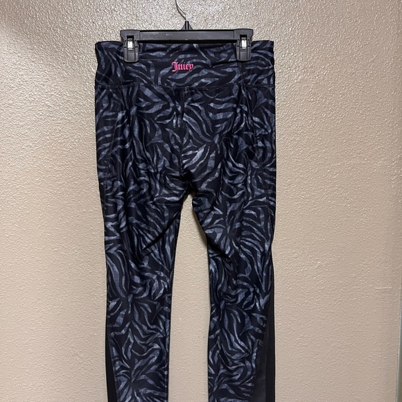 NEW Juicy Couture Sport Essential Crop Zebra Leggings High Waist Yoga Active - Picture 6 of 9